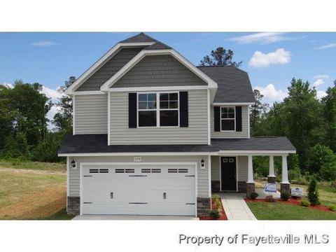 529 New Castle Ln, Spring Lake, NC 28390 photo 1