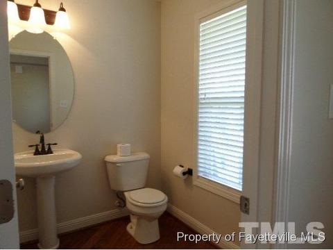 360 Valley Oak Dr, Bunnlevel, NC 28323 photo 9