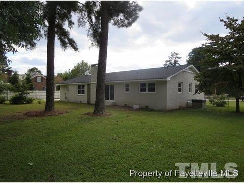 1206 Guy Ave, Dunn, NC 28334 photo 2
