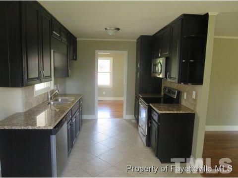 1206 Guy Ave, Dunn, NC 28334 photo 3