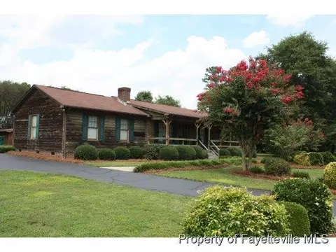 220 Robin Loop Rd, Dunn, NC 28334 photo 3
