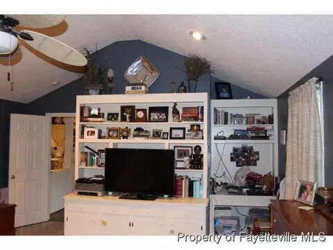 220 Robin Loop Rd, Dunn, NC 28334 photo 16
