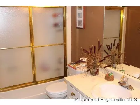 220 Robin Loop Rd, Dunn, NC 28334 photo 22