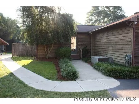 220 Robin Loop Rd, Dunn, NC 28334 photo 6