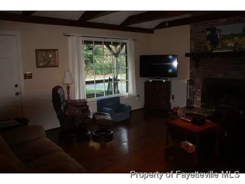 220 Robin Loop Rd, Dunn, NC 28334 photo 11