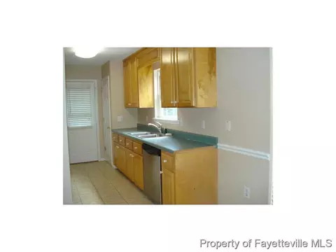 39 Oak Tree Ct, Dunn, NC 28334 photo 6
