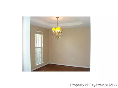 39 Oak Tree Ct, Dunn, NC 28334 photo 4