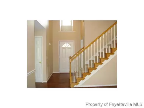 39 Oak Tree Ct, Dunn, NC 28334 photo 2