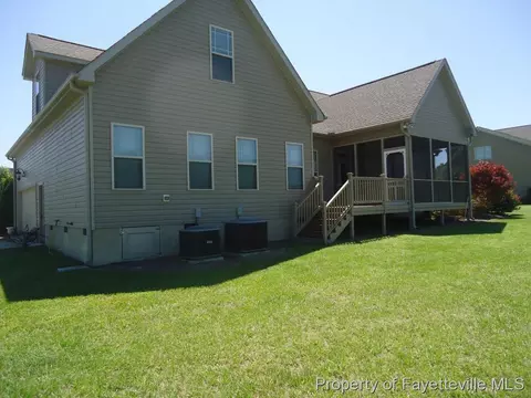 185 Winged Foot Dr, Bunnlevel, NC 28323 photo 2