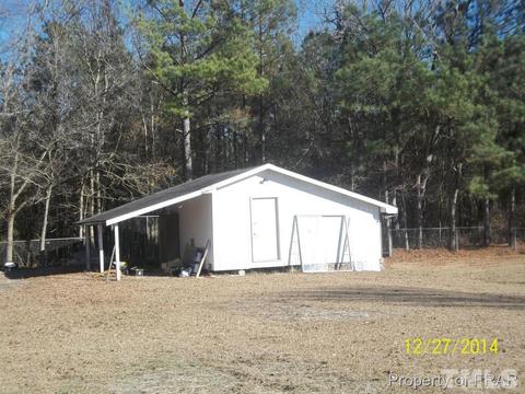 751 Ranch Rd, Raeford, NC 28376 photo 6