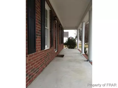 106 Nicole Dr, Erwin, NC 28339 photo 2
