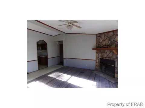 107 Hailey Ames St, Hoffman, NC 28347 photo 3
