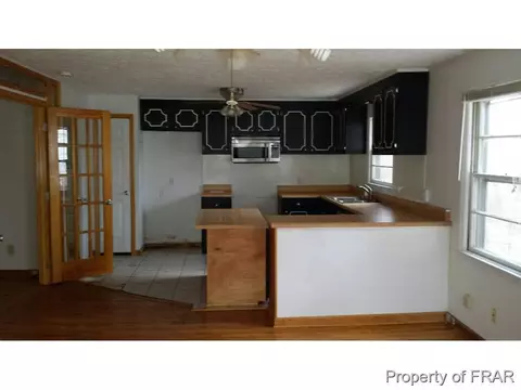 604 E Bay St, Dunn, NC 28334 photo 5