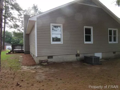 140 Eulon Loop, Raeford, NC 28376 photo 3