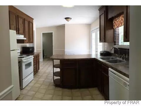 1005 Walnut Dr, Erwin, NC 28339 photo 7