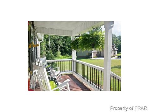 111 Willmont Ct, Benson, NC 27504 photo 6