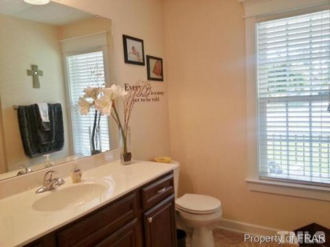111 Willmont Ct, Benson, NC 27504 photo 20