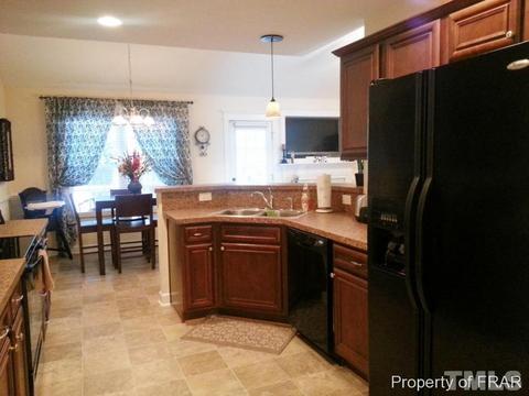 111 Willmont Ct, Benson, NC 27504 photo 10