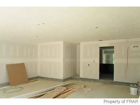 514 Shepherd Trl, Aberdeen, NC 28315 photo 4