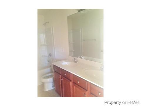 86 Stone Chase Way, Spring Lake, NC 28390 photo 8