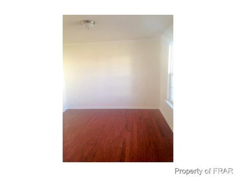 86 Stone Chase Way, Spring Lake, NC 28390 photo 2