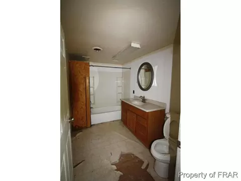 4204 Lee Rd, Wade, NC 28395 photo 7