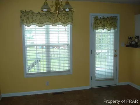 101 Bishop Ln, Dunn, NC 28334 photo 7