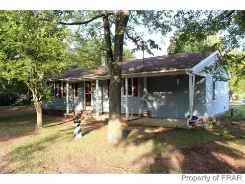 7176 Lee Ave, Wade, NC 28395 photo 2