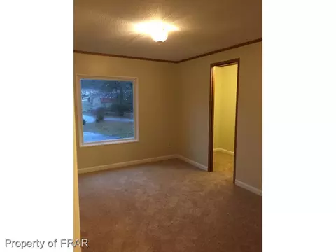 34 Crocus Ct, Spring Lake, NC 28390 photo 3