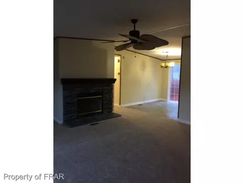 34 Crocus Ct, Spring Lake, NC 28390 photo 6
