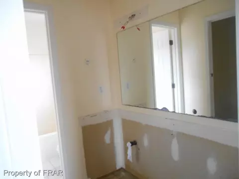 147 Curtis Dr, Erwin, NC 28339 photo 8