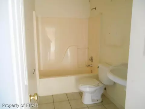 147 Curtis Dr, Erwin, NC 28339 photo 9