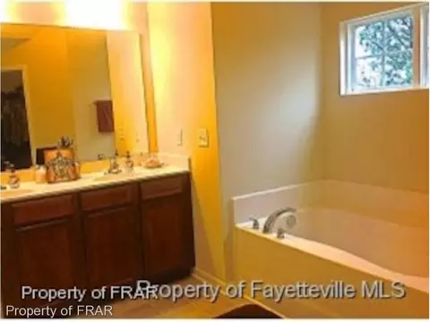 470 Heathrow Dr, Spring Lake, NC 28390 photo 14