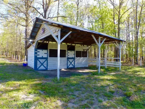 17529 Corbitt Rd, Laurel Hill, NC 28351 photo 4