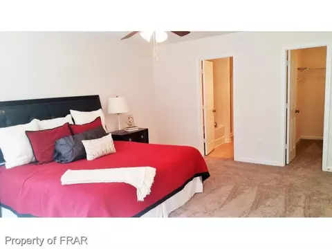 317 Botanical Ct, Bunnlevel, NC 28323 photo 3