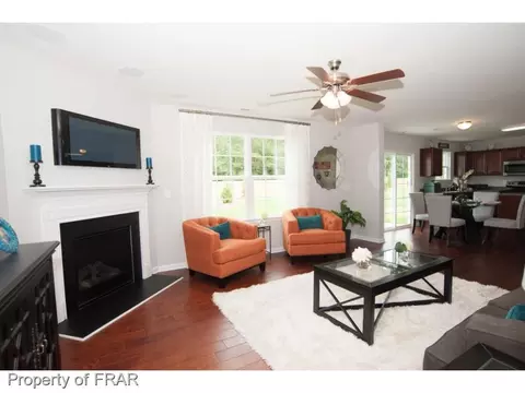 377 Botanical Ct, Bunnlevel, NC 28323 photo 5