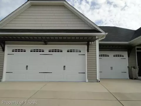 31 Laurel Dr, Spring Lake, NC 28390 photo 2