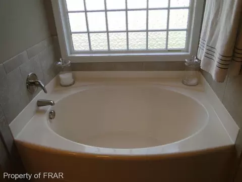 31 Laurel Dr, Spring Lake, NC 28390 photo 17