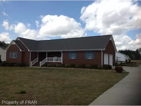 64 Jackson Trl, Dunn, NC 28334 photo 2