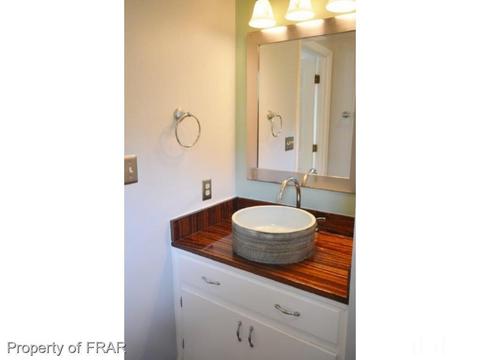 109 Pandora Cir, Erwin, NC 28339 photo 13