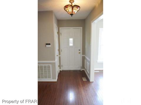 109 Pandora Cir, Erwin, NC 28339 photo 3