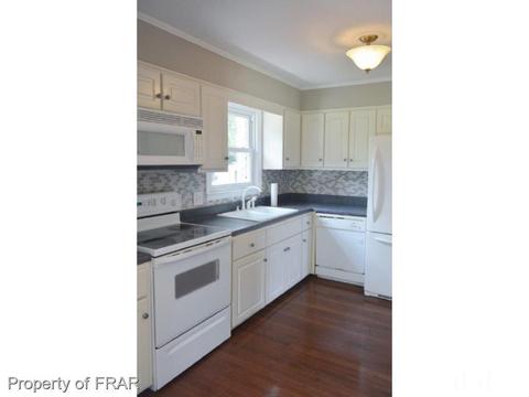 109 Pandora Cir, Erwin, NC 28339 photo 8