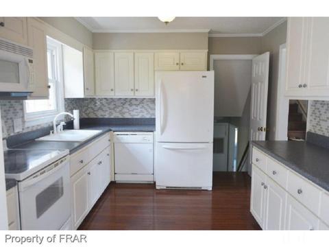 109 Pandora Cir, Erwin, NC 28339 photo 7