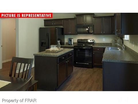 370 Botanical Ct, Bunnlevel, NC 28323 photo 6