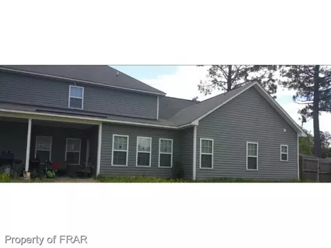 49 Birch Ave, Spring Lake, NC 28390 photo 2