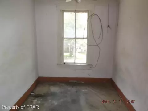 405 E Donaldson Ave, Raeford, NC 28376 photo 10