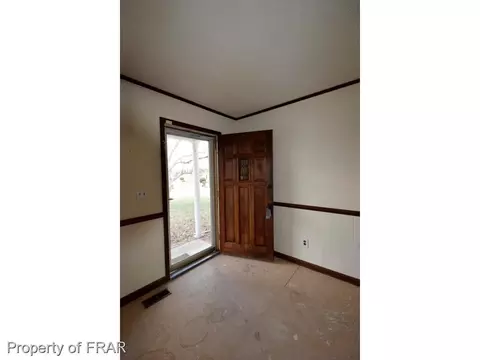 103 Rose Cir, Dunn, NC 28334 photo 5