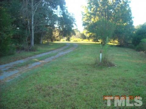 348 Maness Rd, Robbins, NC 27325 photo 2
