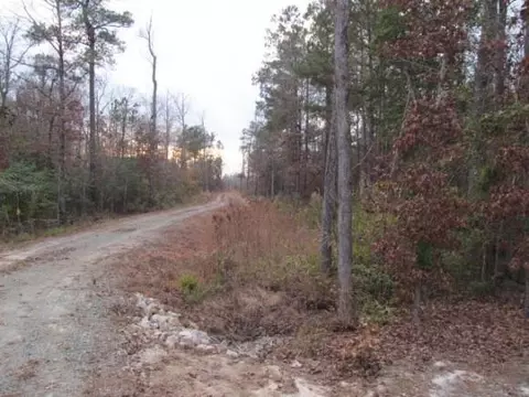 570 Taylor Rd, Spring Lake, NC 28390 photo 7
