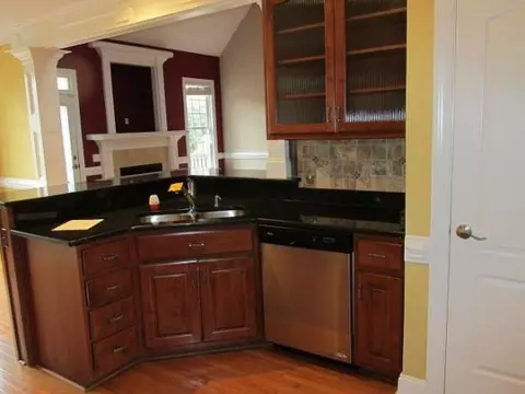 14 Old Pine Ct, Spring Lake, NC 28390 photo 8